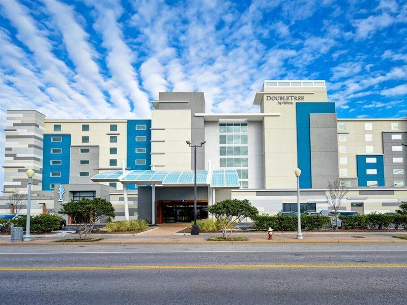 Doubletree By Hilton Oceanfront Virginia Beach Bagian luar foto