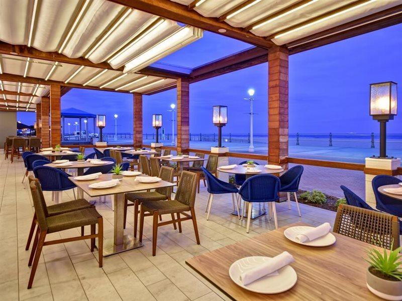 Doubletree By Hilton Oceanfront Virginia Beach Bagian luar foto