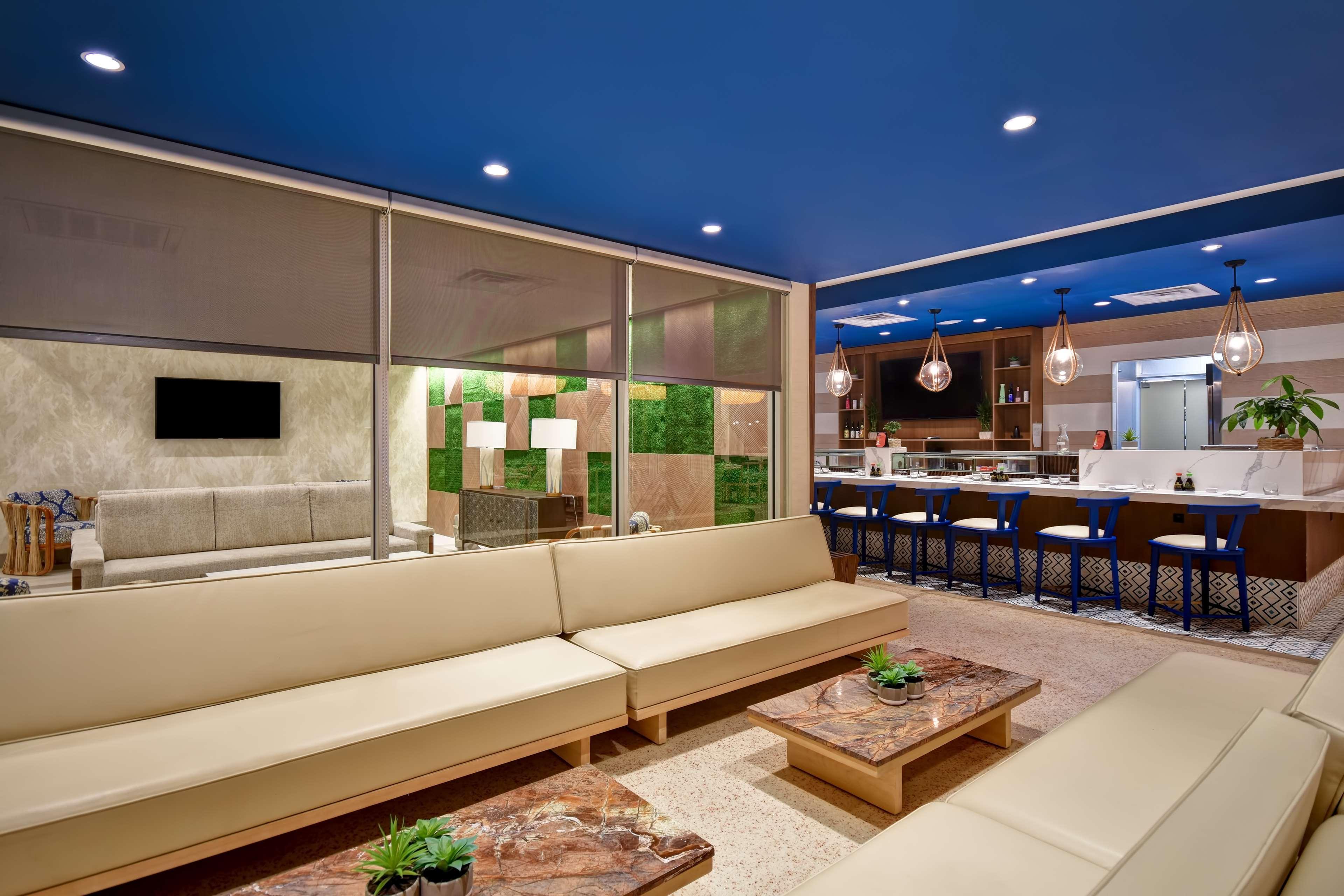 Doubletree By Hilton Oceanfront Virginia Beach Bagian luar foto