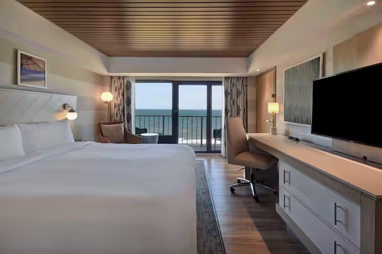 Doubletree By Hilton Oceanfront Virginia Beach Bagian luar foto