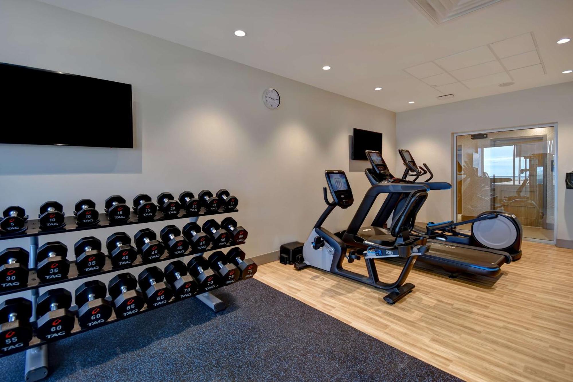 Doubletree By Hilton Oceanfront Virginia Beach Bagian luar foto