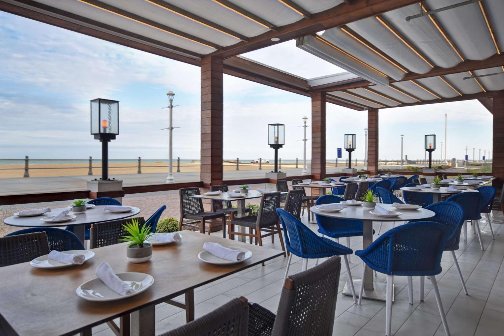Doubletree By Hilton Oceanfront Virginia Beach Bagian luar foto